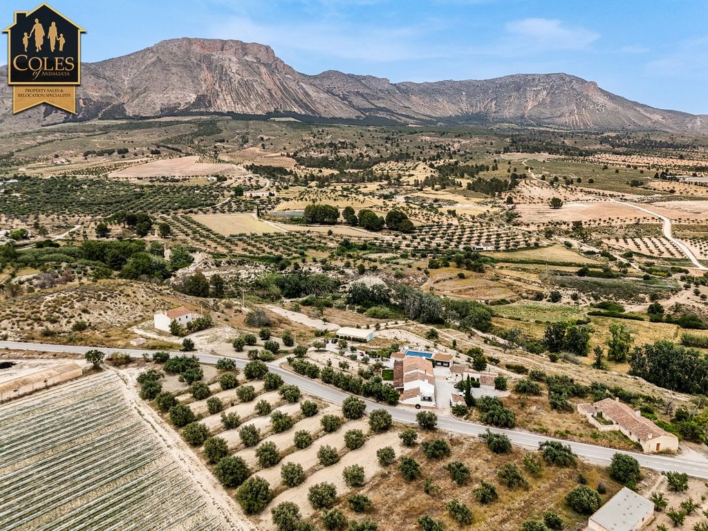 Property photo 3 of 66