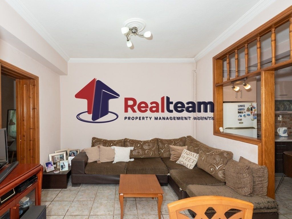 Property photo 3 of 25