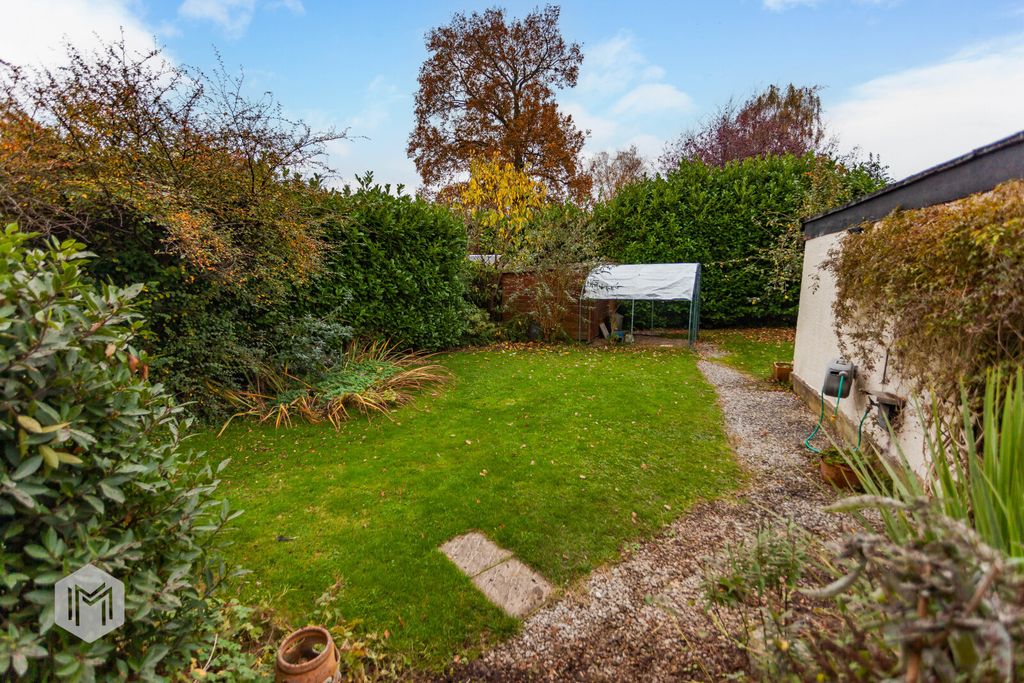 Property photo 3 of 28 Picture No. 16