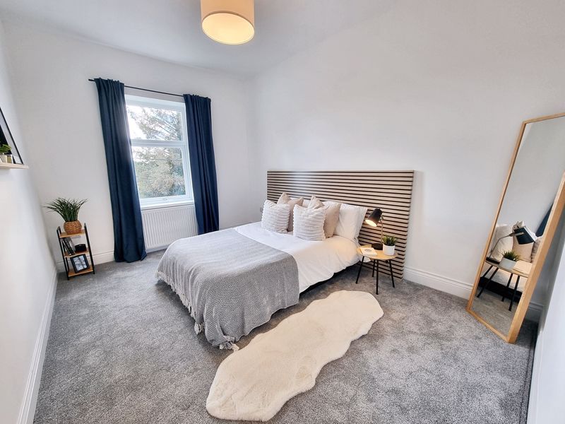 Property photo 3 of 17 Photo 4