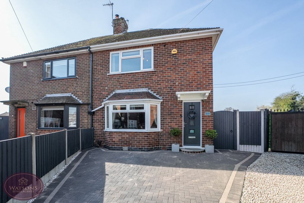 Property photo 1 of 28