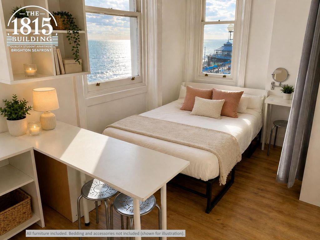 Property photo 2 of 7 Flat 6 Bedroom.Png
