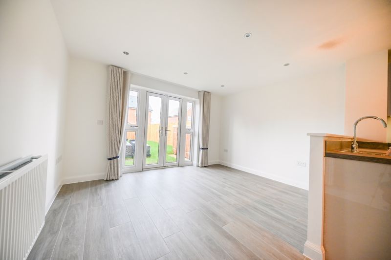 Property photo 3 of 14 Photo 1