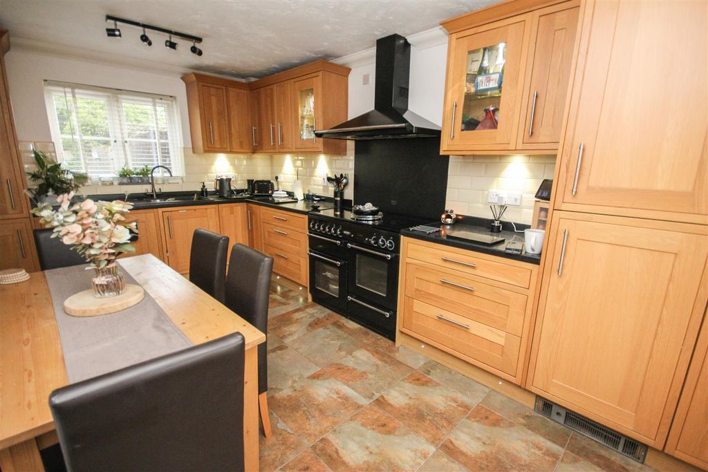 Property photo 3 of 18 Img_5746.Jpg