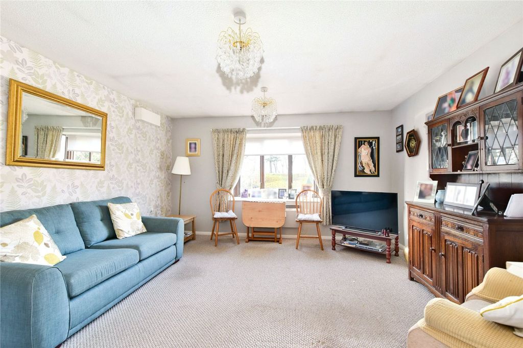 Property photo 2 of 16 Picture No. 10