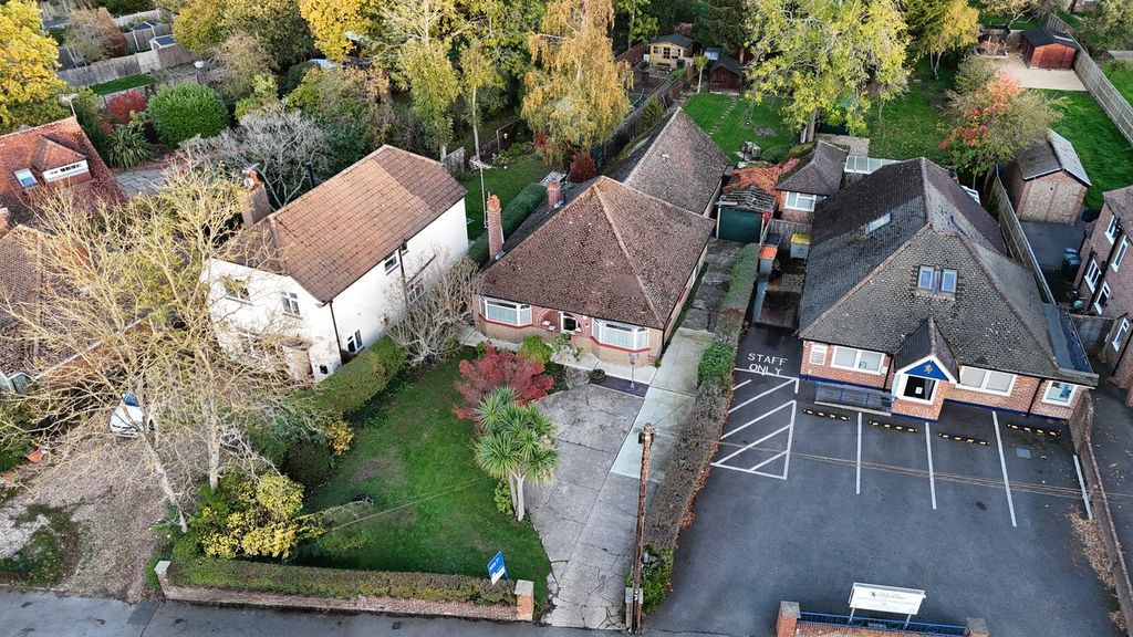 Property photo 1 of 18