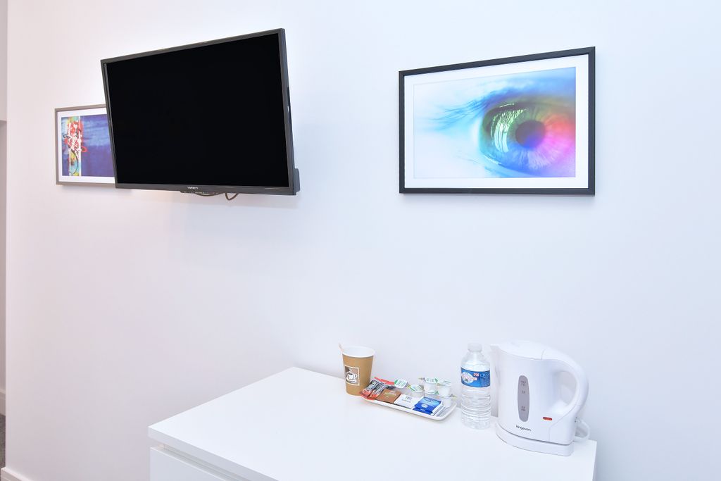Property photo 1 of 25 Room 4 - Superior Double With TV