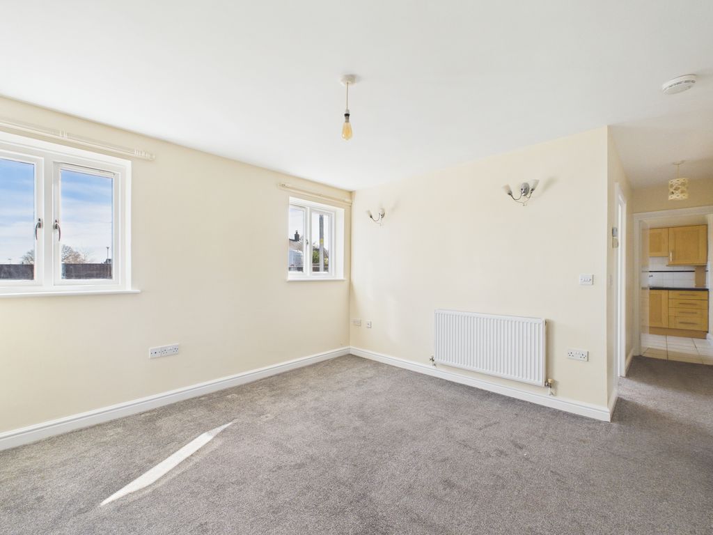 Property photo 3 of 10 Photo 3