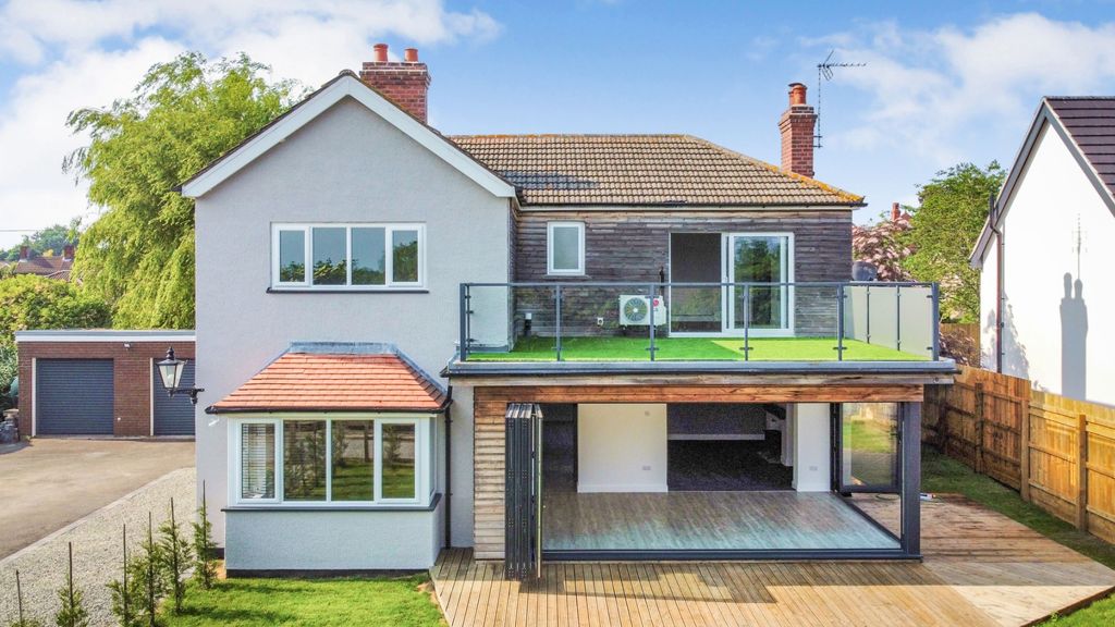 Property photo 2 of 30 4561062