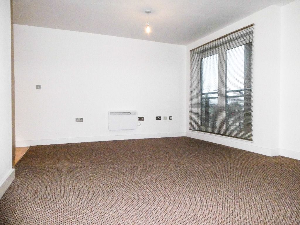 Property photo 3 of 6