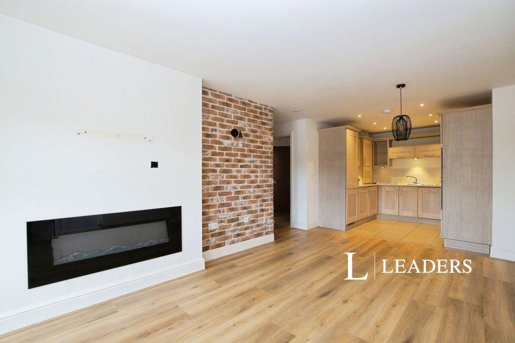 Property photo 2 of 13 Pbox-Img.Jpg