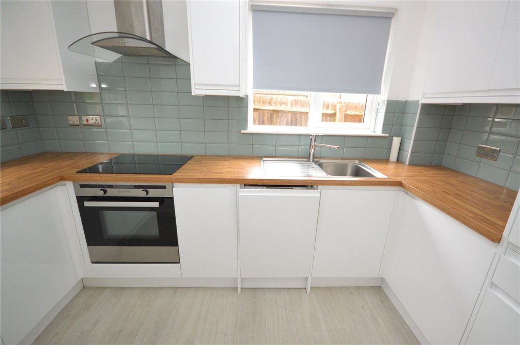Property photo 2 of 11 Picture No. 06