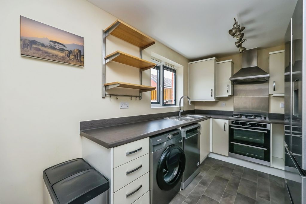 Property photo 2 of 18 Pbox-Img.Jpg