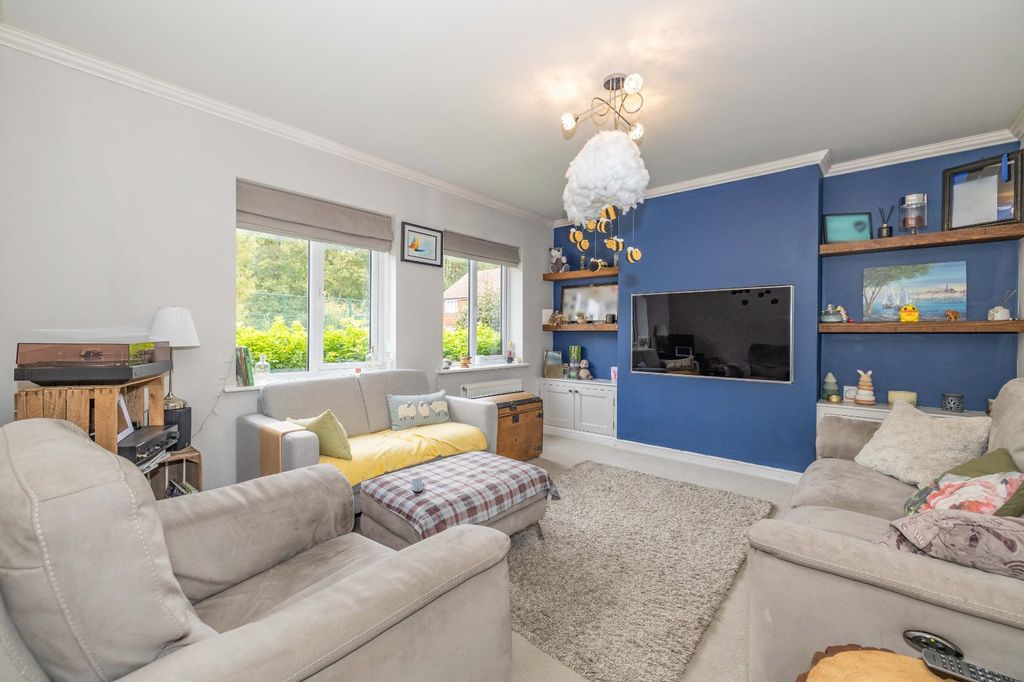 Property photo 2 of 13 Picture 2