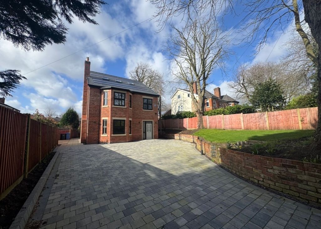 Property photo 1 of 46