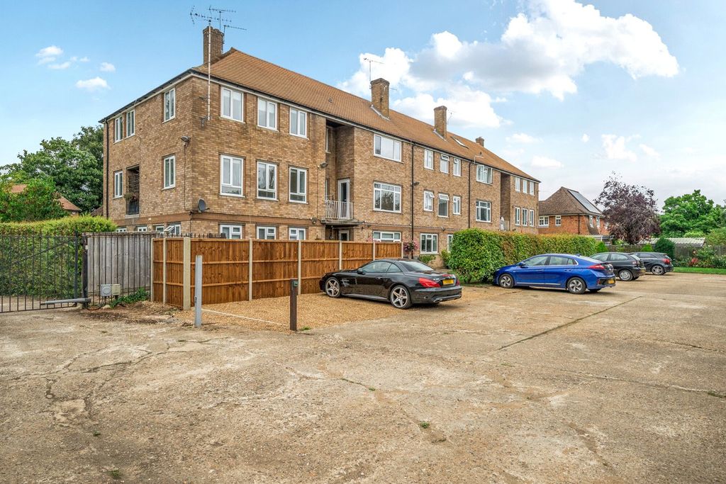 Property photo 1 of 16 Picture No. 17