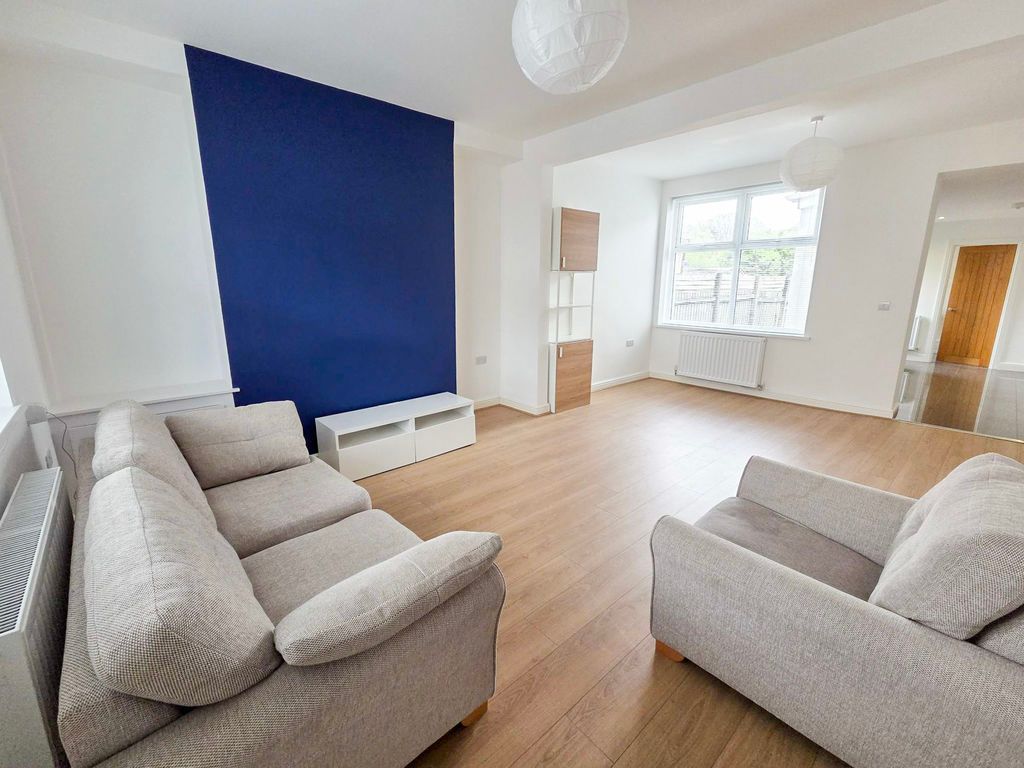 Property photo 2 of 19 Photo 16