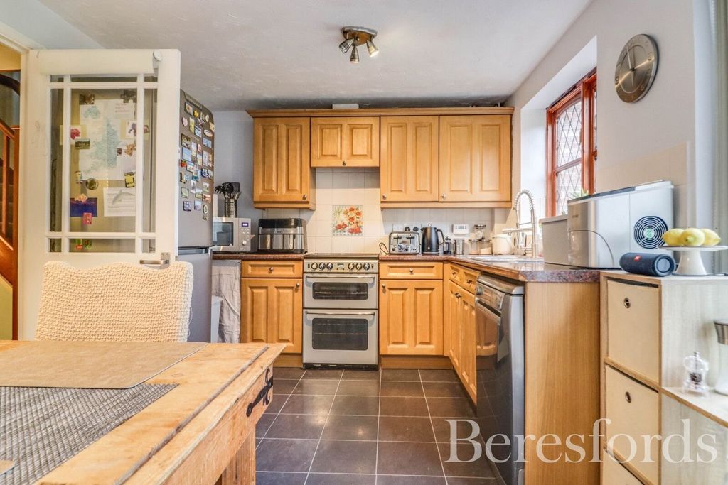 Property photo 2 of 16 Picture No. 33