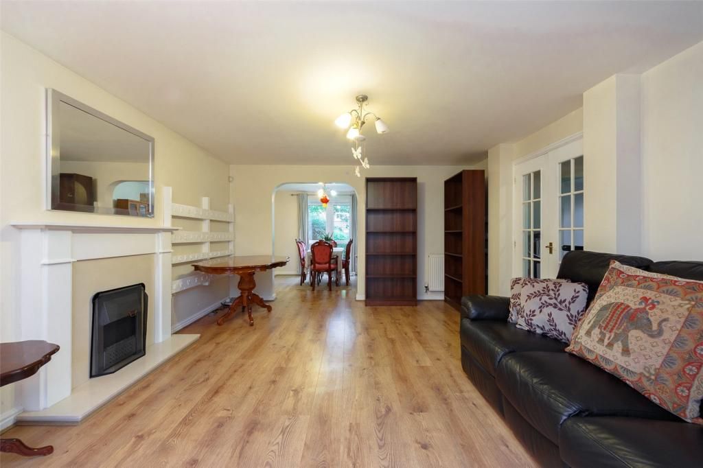 Property photo 3 of 15