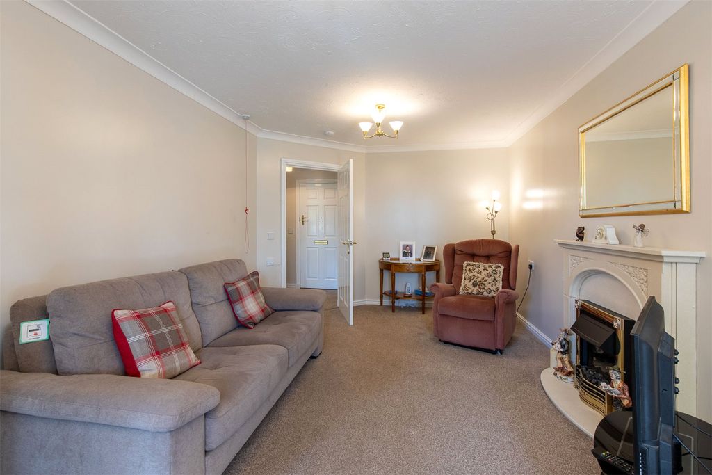 Property photo 2 of 13 Picture No. 02