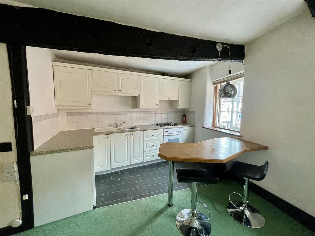Property photo 2 of 6 Kitchen Diner
