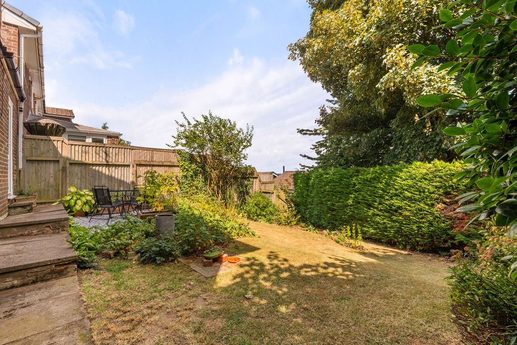 Property photo 3 of 30