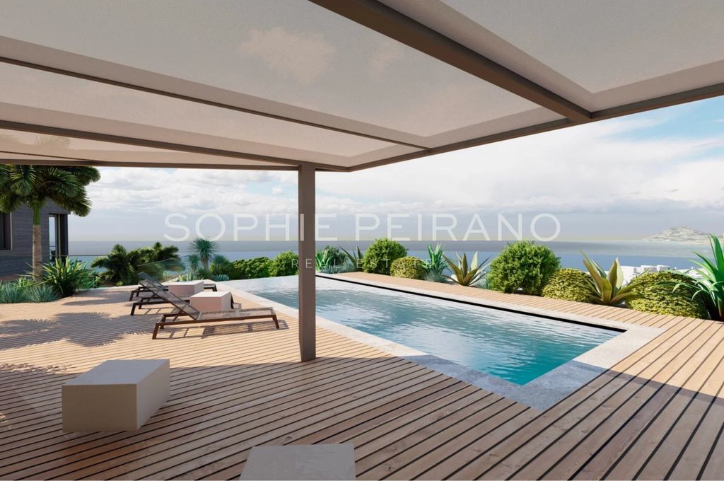 Property photo 1 of 5 Contemporary Villa With Sea View