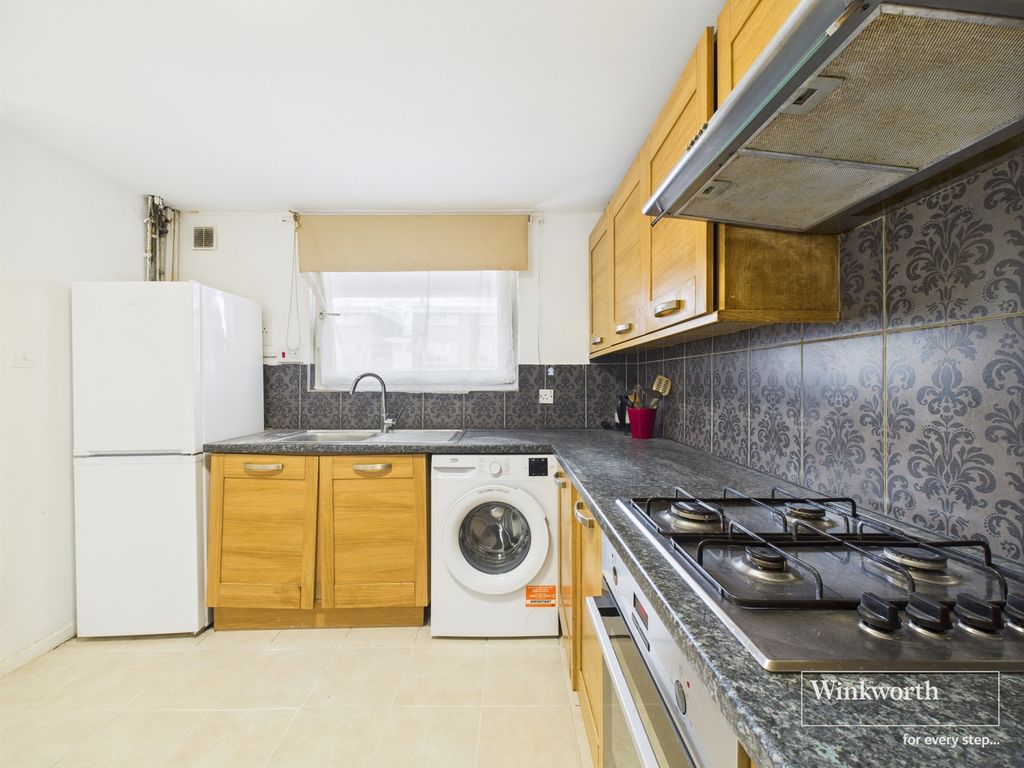 Property photo 3 of 9 Photograph