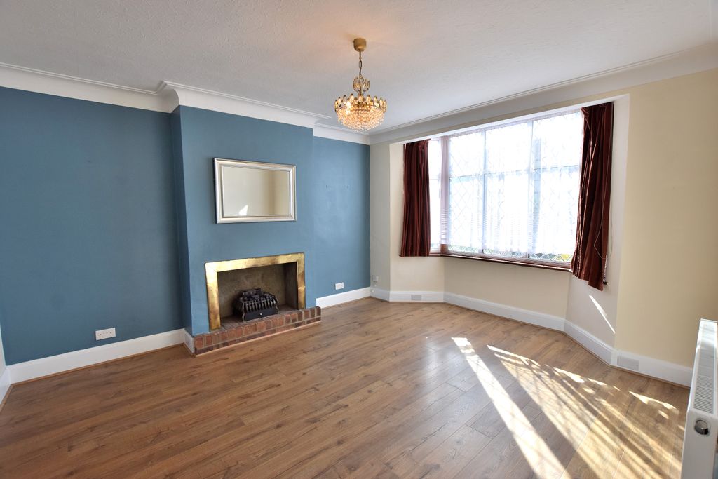 Property photo 3 of 15 Living Room