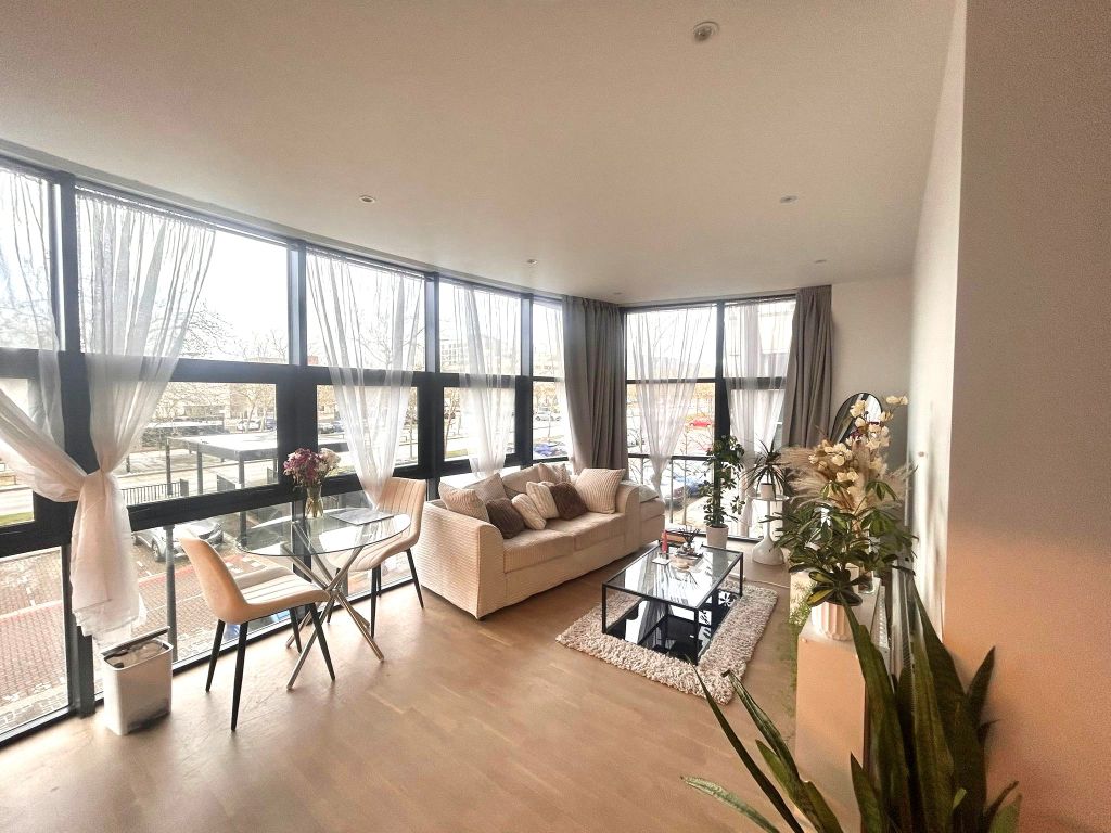 Property photo 2 of 6