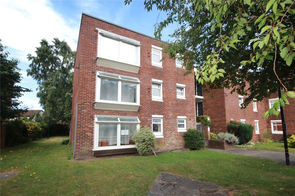Property photo 1 of 14 Picture No. 05