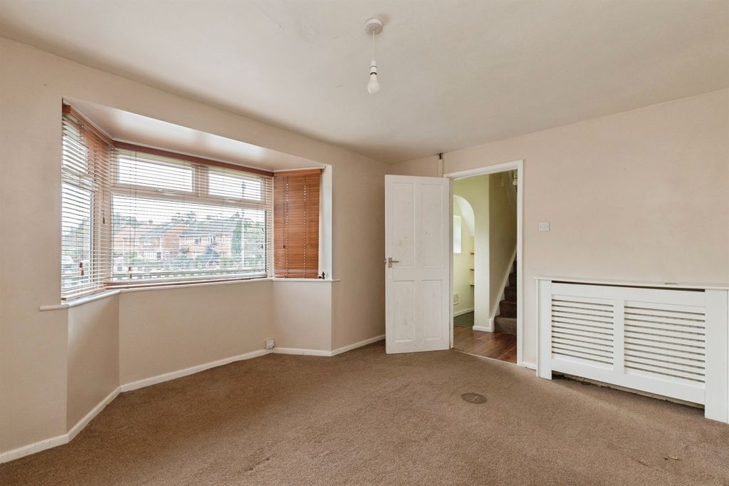 Property photo 3 of 16