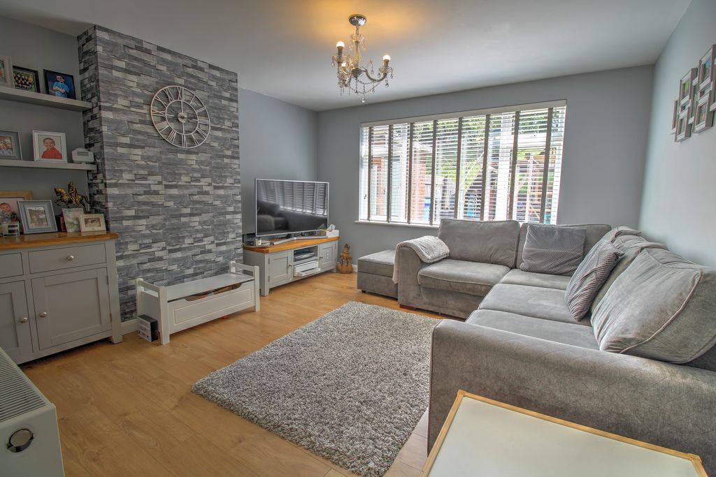 Property photo 1 of 14 A9