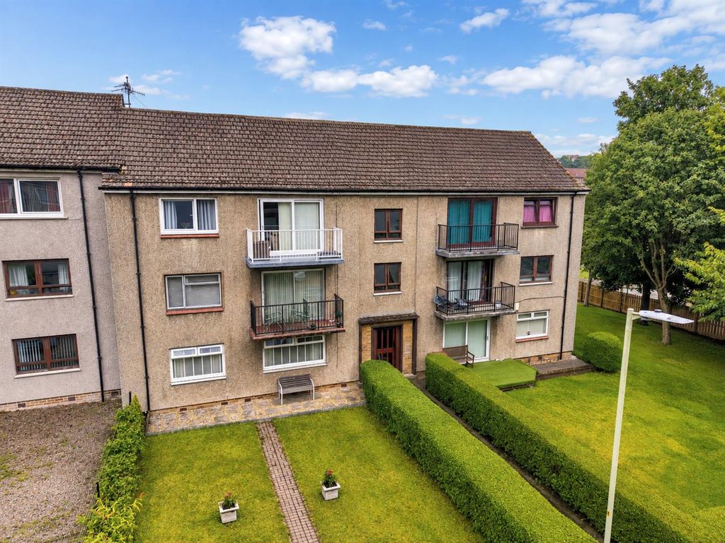 Property photo 1 of 15 2L Denhead Crescent Dundee-1.Jpg