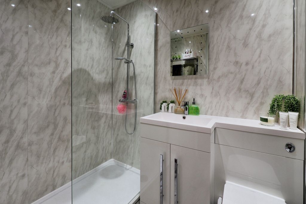 Property photo 2 of 17 Photography