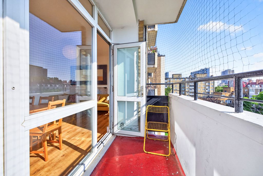 Property photo 2 of 20 Balcony