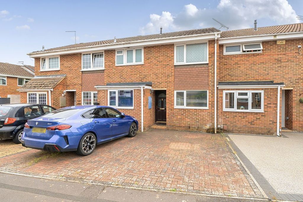Property photo 1 of 18 16A22E36cd9049147126716A22c103d44171