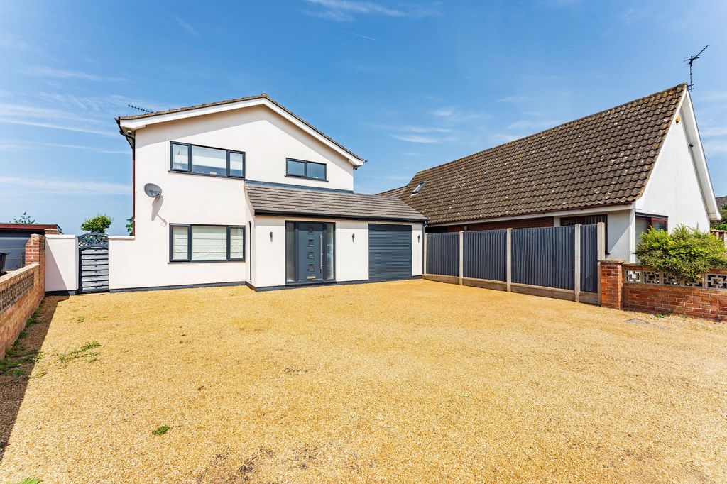 Property photo 1 of 27