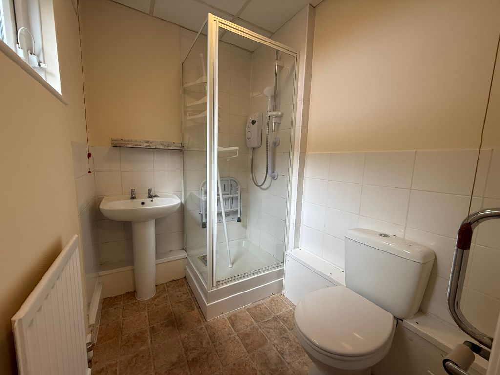 Property photo 3 of 11