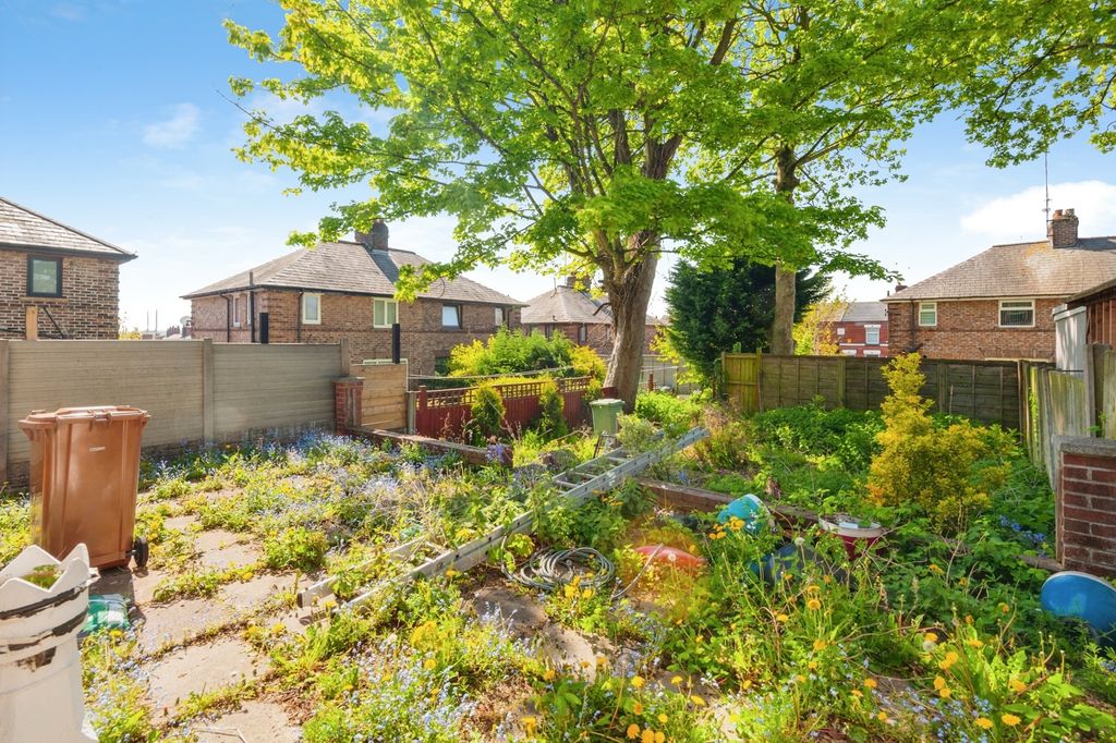 Property photo 2 of 18 Pbox-Img.Jpg