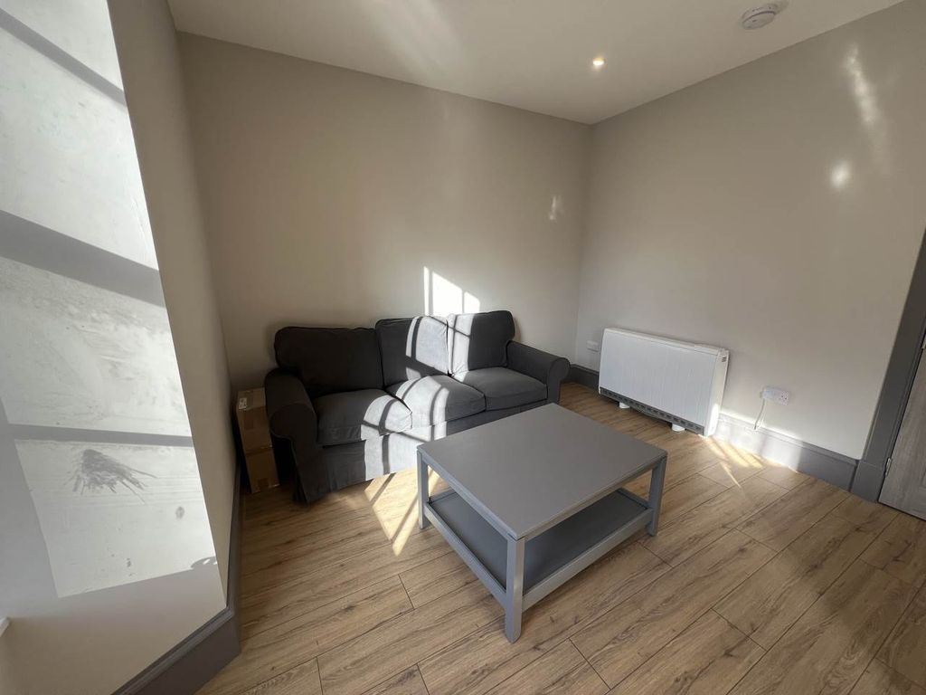 Property photo 2 of 7 Img_6652