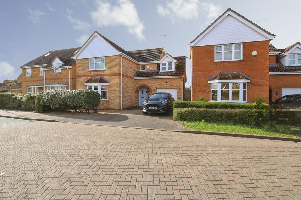 Property photo 1 of 19