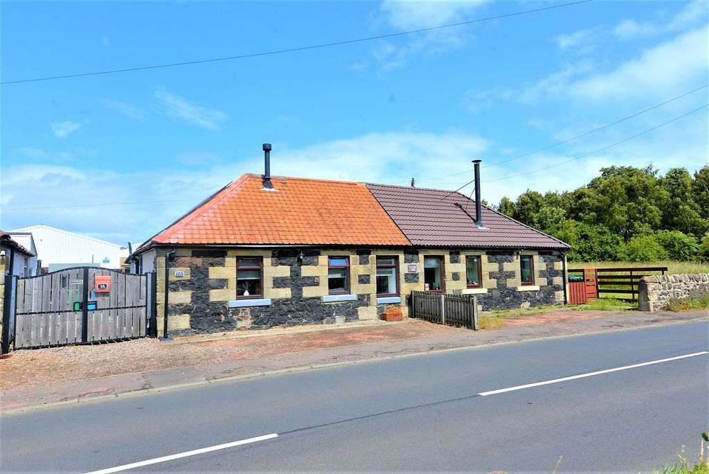Property photo 2 of 18