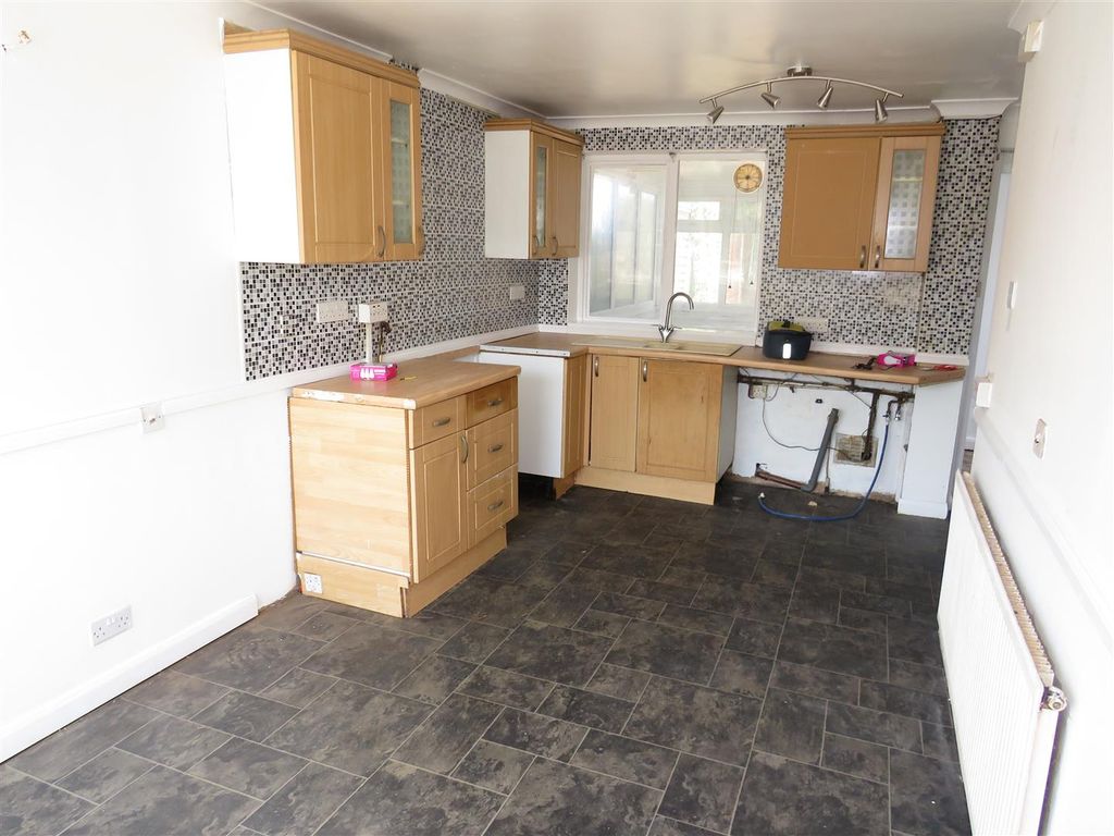 Property photo 2 of 11 Img_1835.Jpg