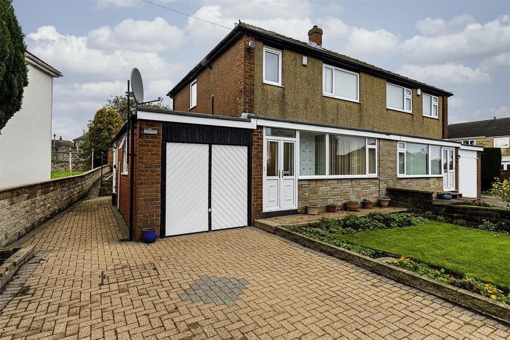 Property photo 1 of 29