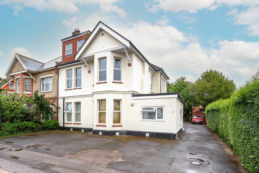 Property photo 1 of 15 333A0788