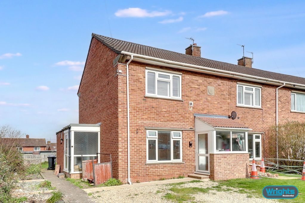 Property photo 1 of 13 Photo 12