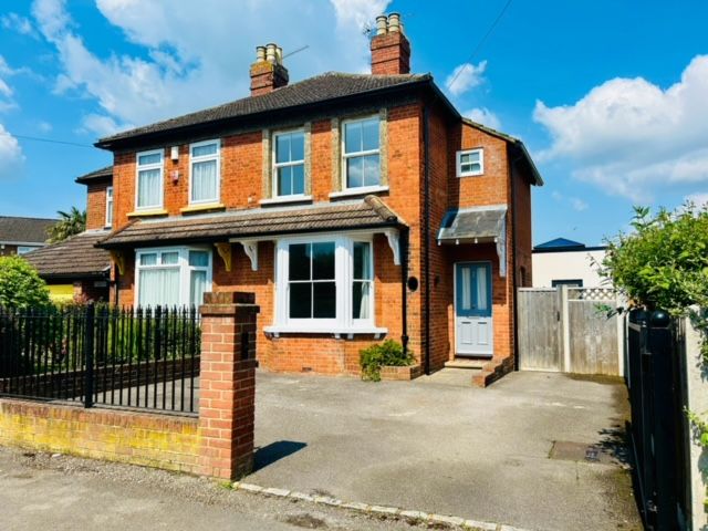 Property photo 1 of 18 Exterior