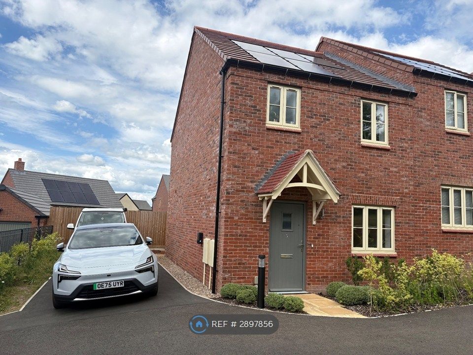 Property photo 2 of 35