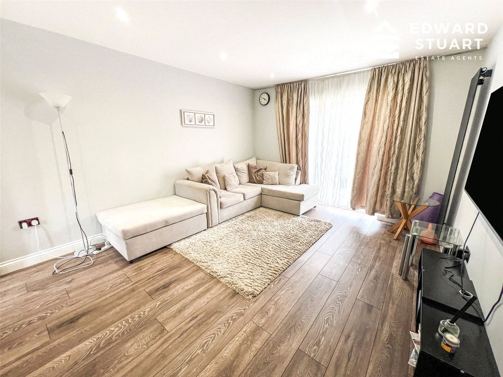 Property photo 3 of 12 Picture No. 04